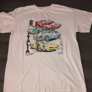 BRANDY MELVILLE GRAPHIC TEE!!! Brand new w/o tag